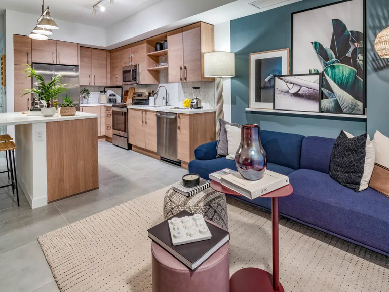 10X Miami River Apartments apartment community photo
