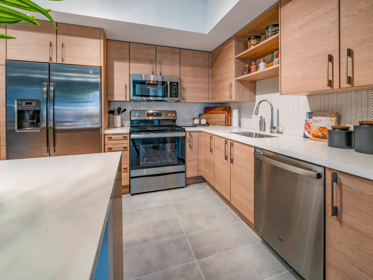 10X Miami River Apartments apartment community photo