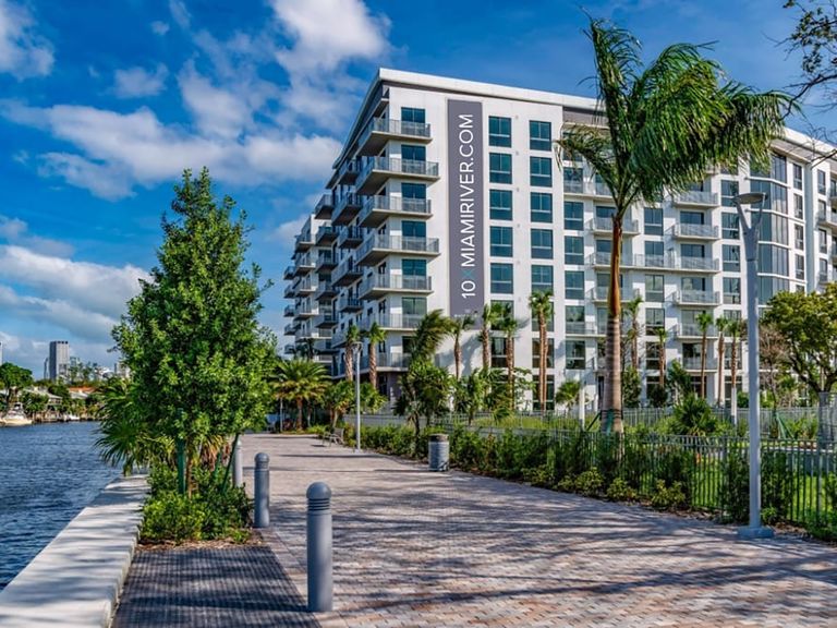 10X Miami River Apartments apartment community photo