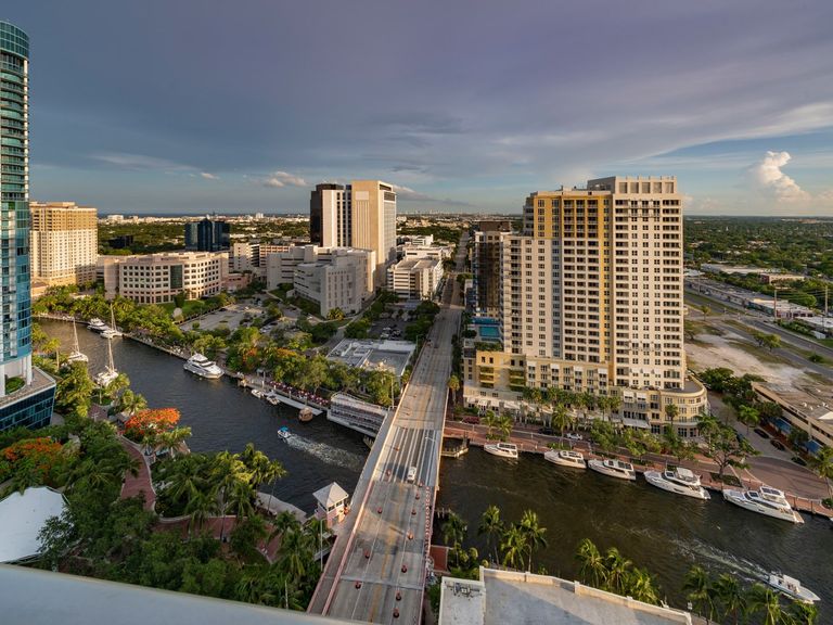 10X Riverwalk apartments in Fort Lauderdale, FL – photo 35