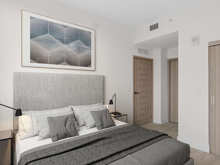1601 Coral Gate apartments in Miami, FL – photo 15