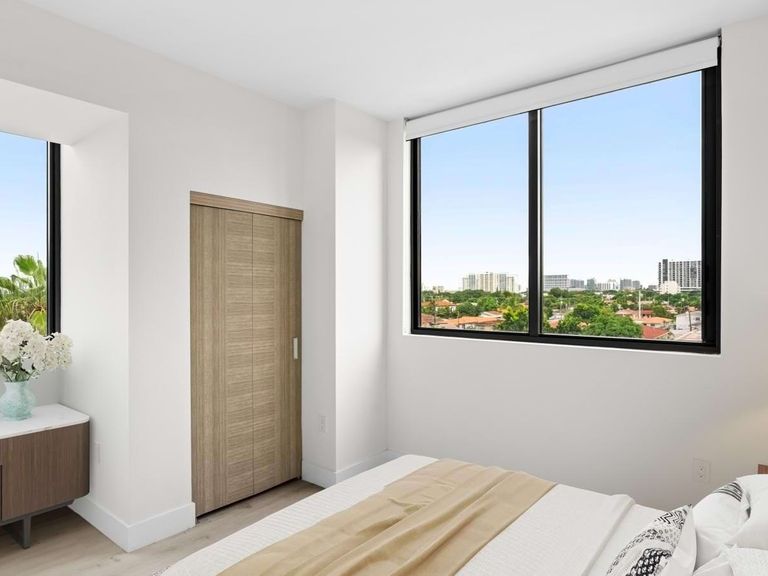 1601 Coral Gate apartments in Miami, FL – photo 22