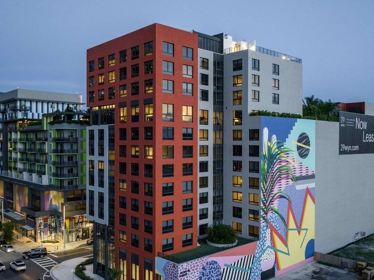 29 Wyn apartments in Miami, FL – photo 35