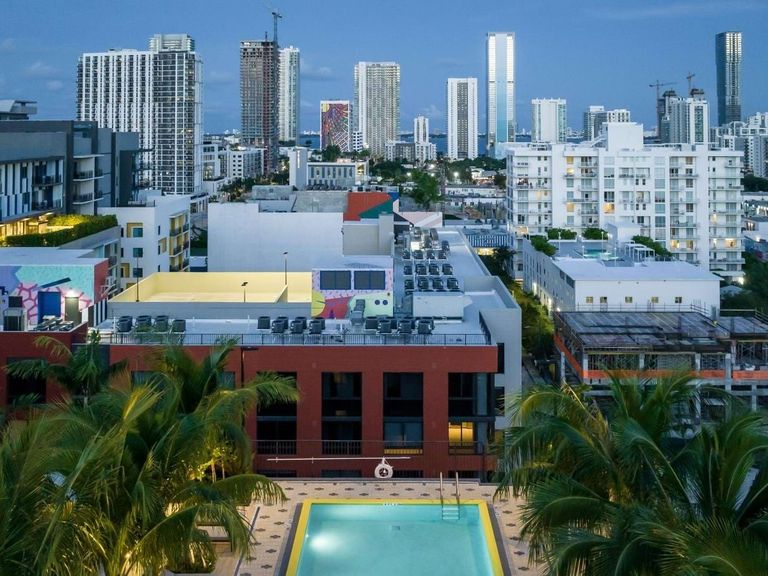 29 Wyn apartments in Miami, FL – photo 36
