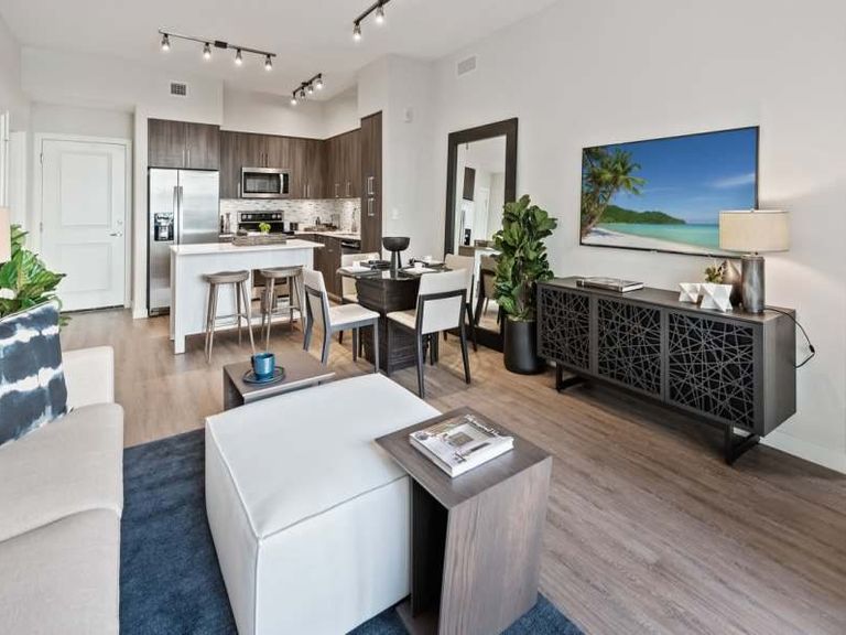 6600 Main apartments in Miami Lakes, FL – photo 11