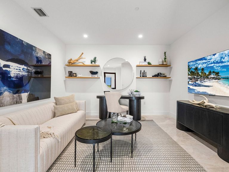 701 Valencia apartments in Coral Gables, FL – photo 7