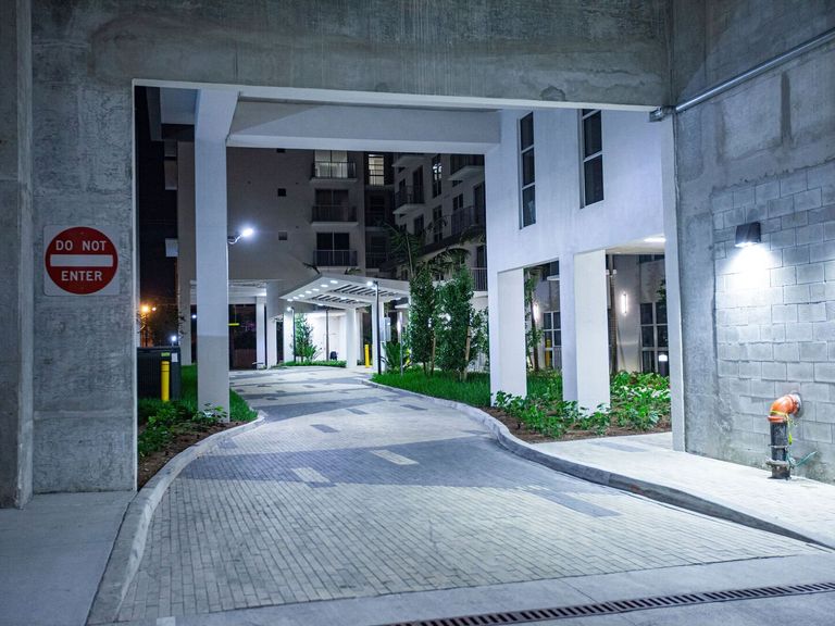 850 Living apartments in Miami, FL – photo 11
