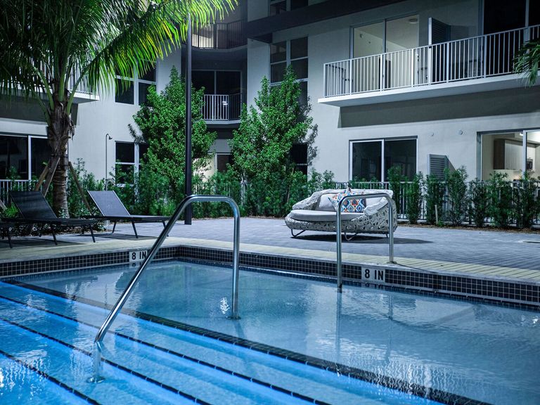 850 Living apartments in Miami, FL – photo 15