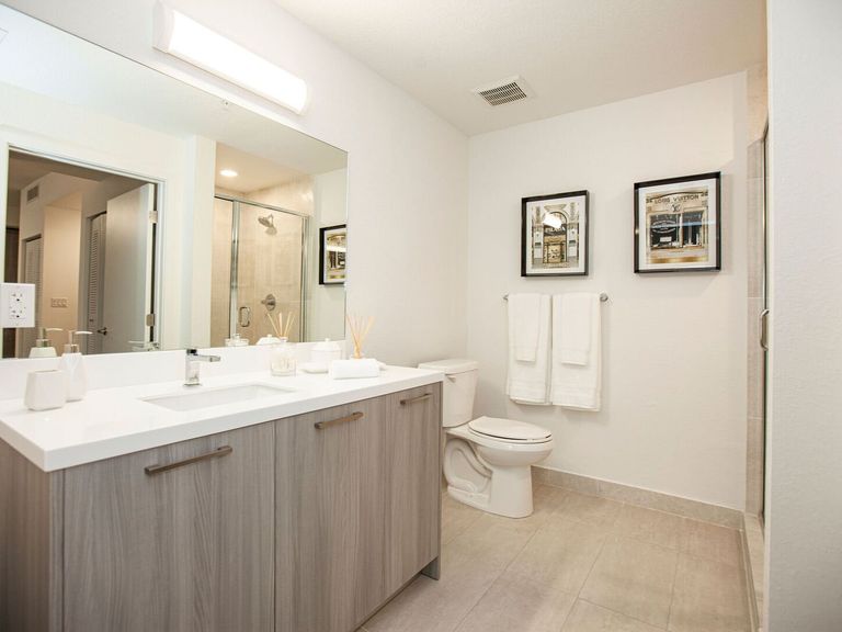 850 Living apartments in Miami, FL – photo 23