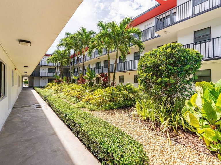 Aciano Hialeah apartments in Hialeah, FL – photo 11