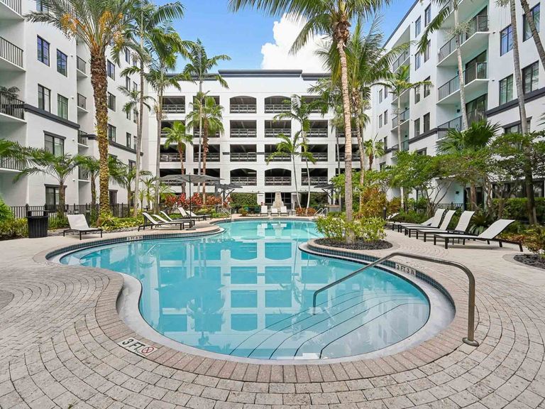 Advenir at Lighthouse Point apartments in Pompano Beach, FL – photo 48