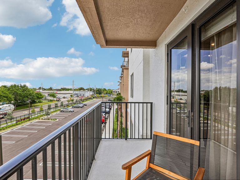 Alexan Ludlam Trace apartments in Miami, FL – photo 58