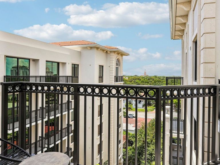 Alexan Roxy apartments in Coral Gables, FL – photo 10