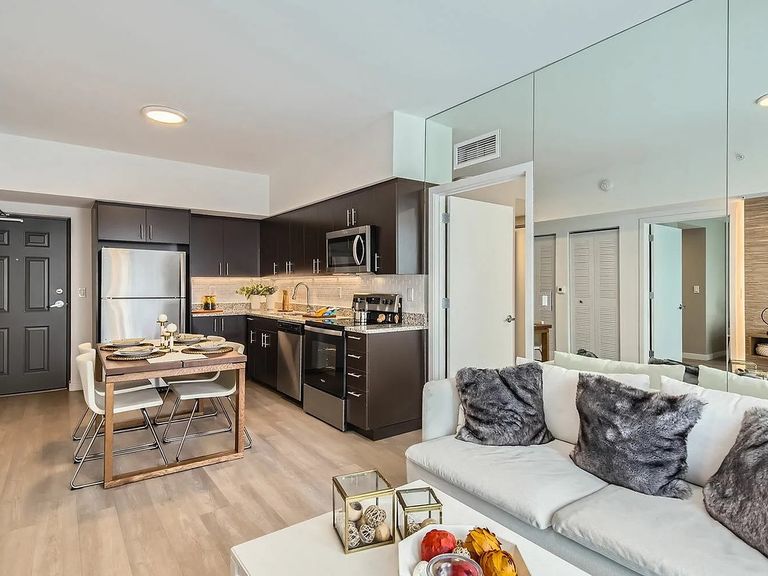 Amelia apartments in Miami, FL – photo 17