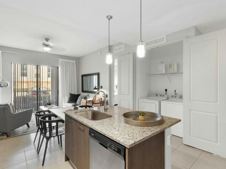 AMLI 8800 apartments in Doral, FL – photo 79