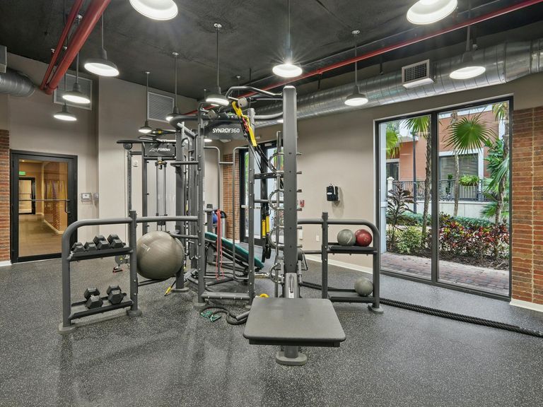 AMLI Dadeland apartments in Miami, FL – photo 22