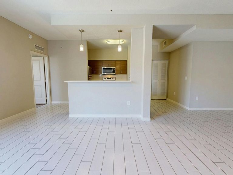 AMLI Dadeland apartments in Miami, FL – photo 36