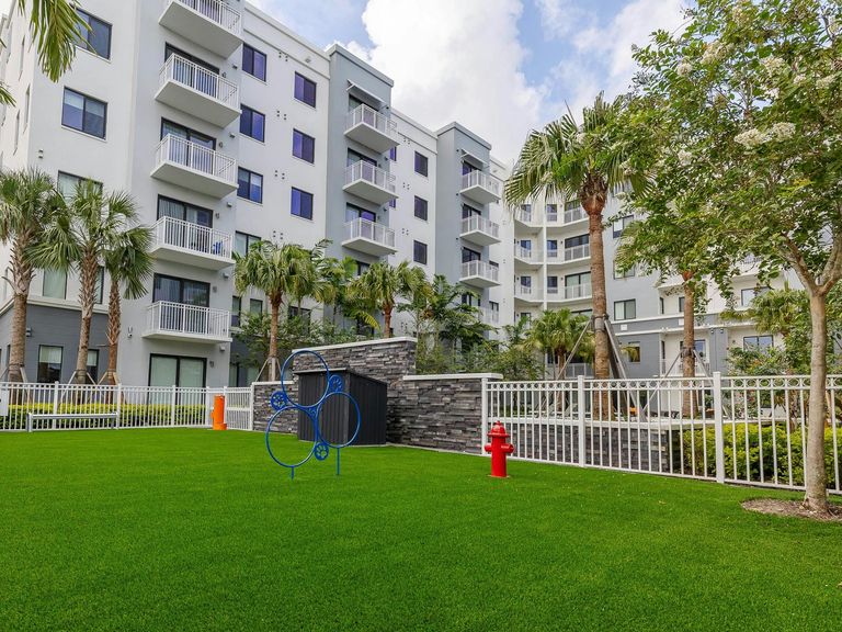 AMLI Park West apartments in Plantation, FL – photo 39