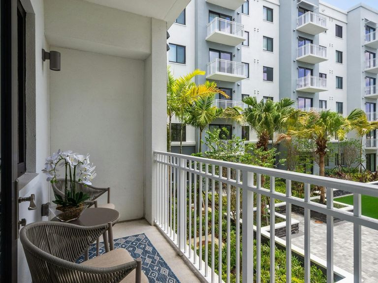 AMLI Park West apartments in Plantation, FL – photo 56