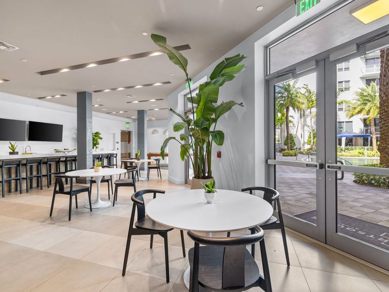 ArtSquare at Hallandale apartments in Hallandale Beach, FL – photo 15