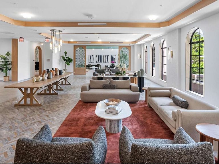 Arvella apartments in North Miami Beach, FL – photo 14