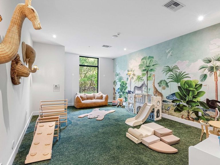 Arvella apartments in North Miami Beach, FL – photo 24