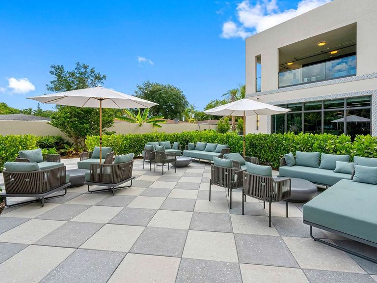 Arvella apartments in North Miami Beach, FL – photo 34