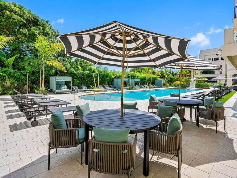 Arvella apartments in North Miami Beach, FL – photo 40