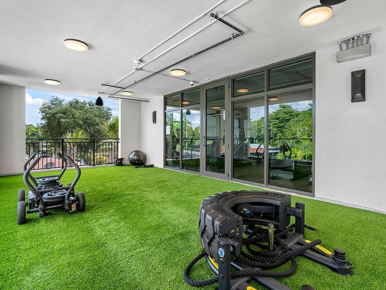 Arvella apartments in North Miami Beach, FL – photo 55