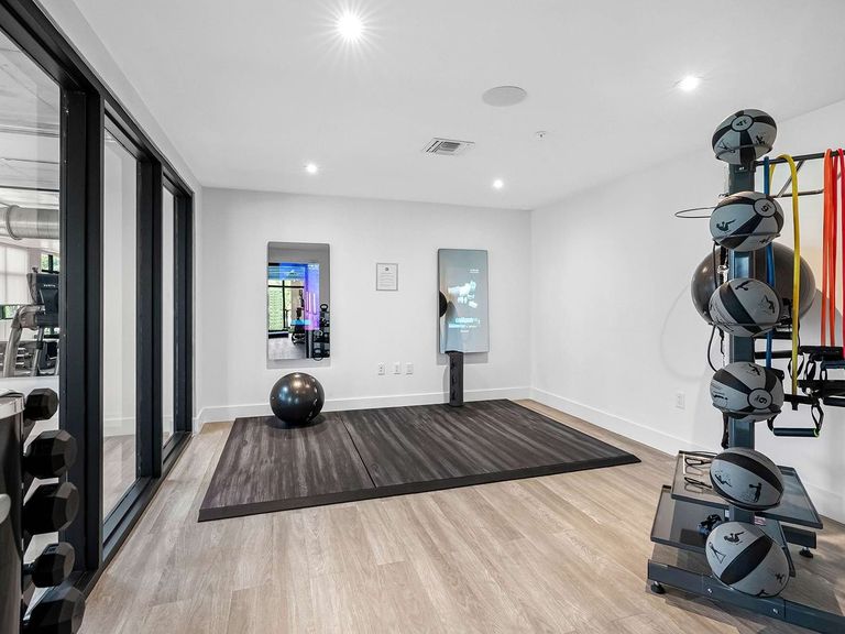 Arvella apartments in North Miami Beach, FL – photo 63