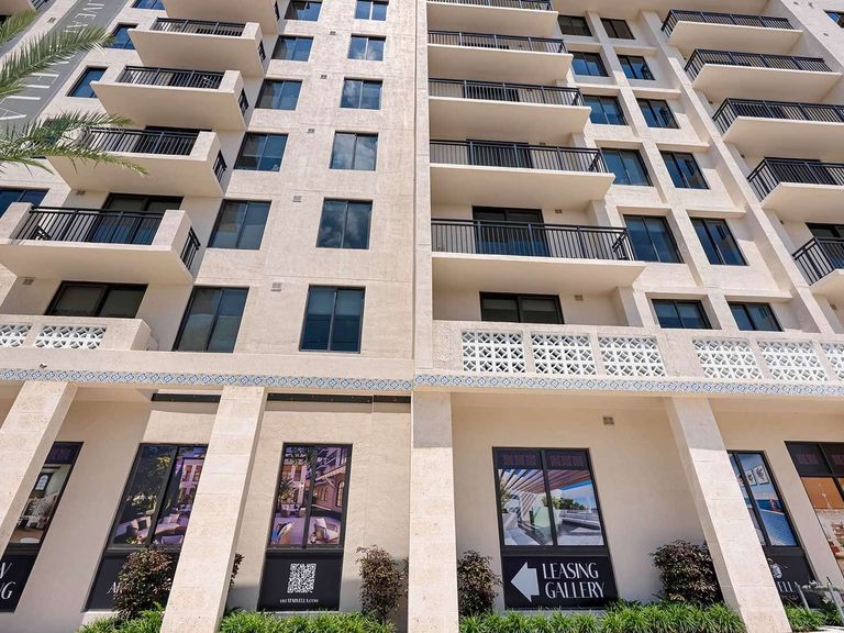 Arvella apartments in North Miami Beach, FL – photo 68