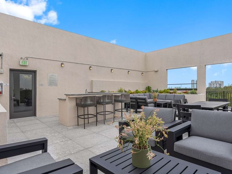 Arvella apartments in North Miami Beach, FL – photo 75
