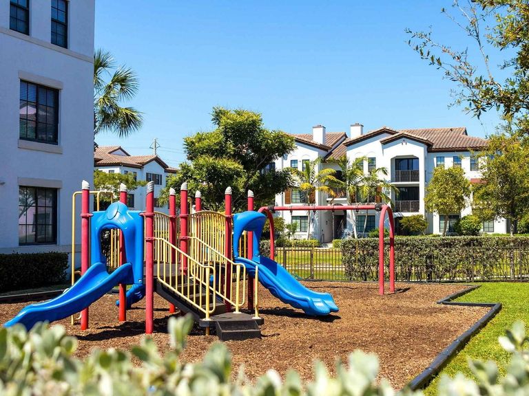 Atlantico at Miramar apartments in Miramar, FL – photo 9