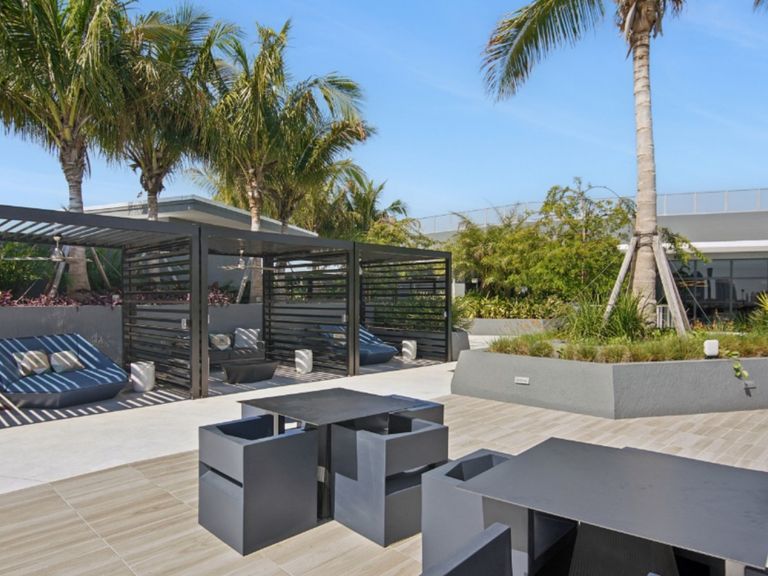 Aura North Miami Beach apartments in North Miami Beach, FL – photo 17