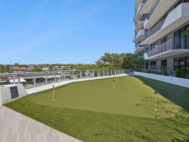 Aura North Miami Beach apartments in North Miami Beach, FL – photo 36