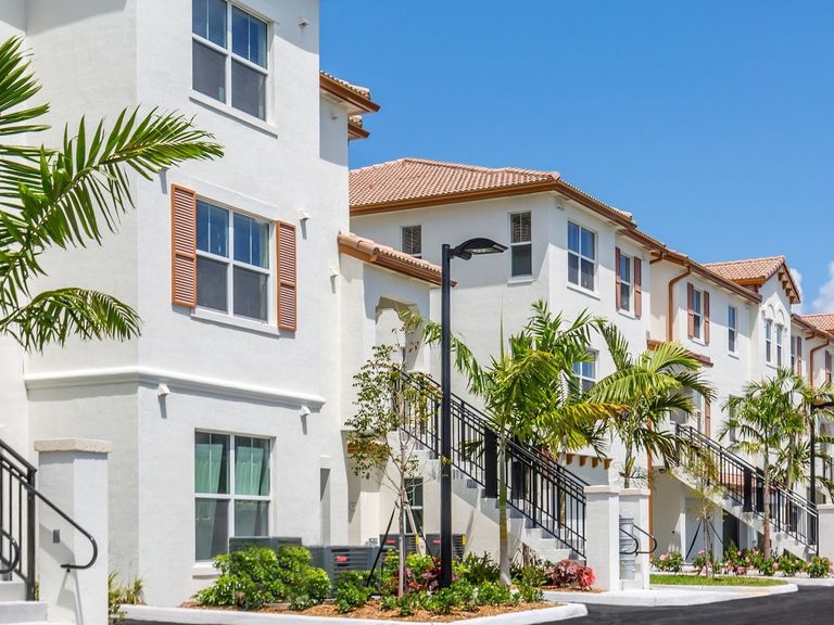 Avalon Bonterra apartments in Hialeah, FL – photo 27