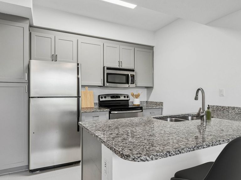 Avalon Coconut Creek apartments in Coconut Creek, FL – photo 10