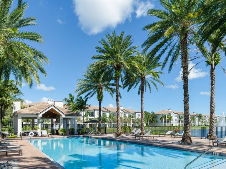 Avalon Coconut Creek apartments in Coconut Creek, FL – photo 40
