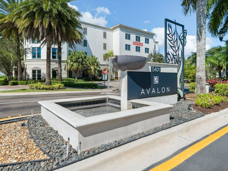 Avalon Coconut Creek apartments in Coconut Creek, FL – photo 44