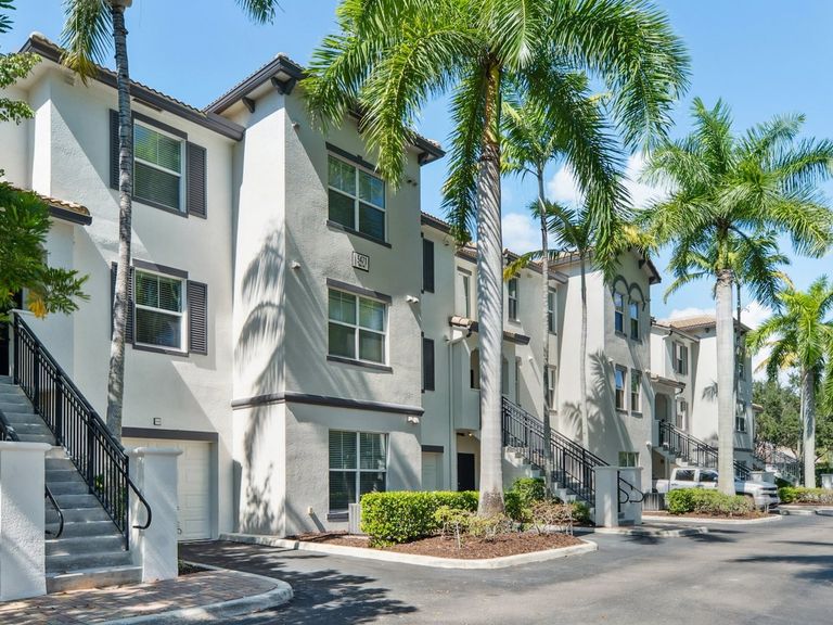 Avalon Coconut Creek apartments in Coconut Creek, FL – photo 50