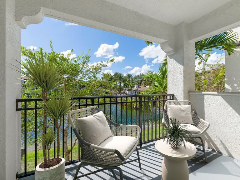 Avalon Coconut Creek apartments in Coconut Creek, FL – photo 57