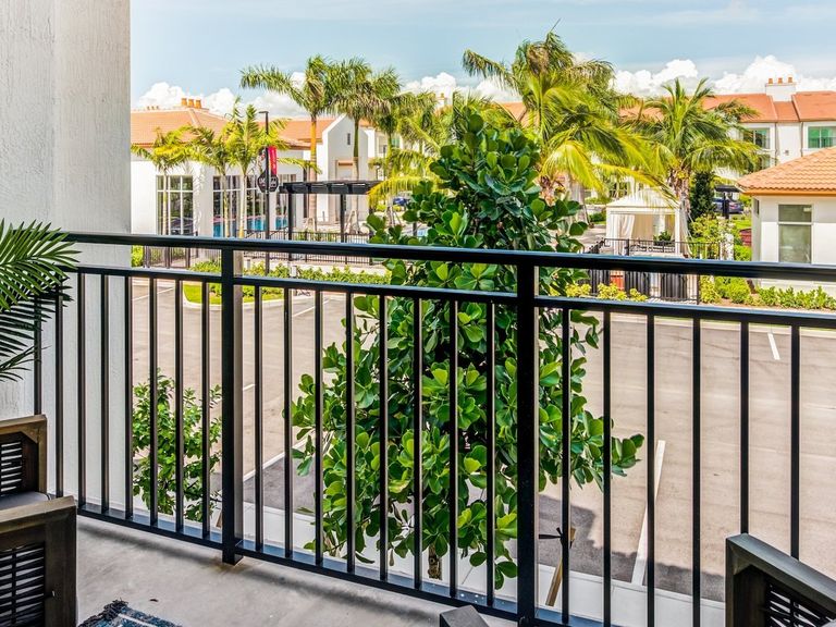 Avalon Miramar Park Place apartments in Miramar, FL – photo 14