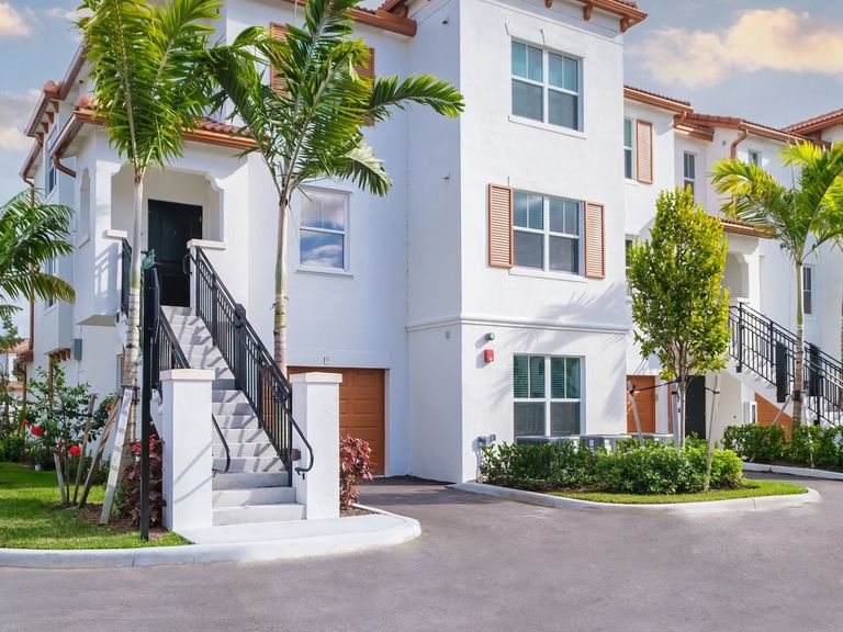 Avalon Miramar Park Place apartments in Miramar, FL – photo 39