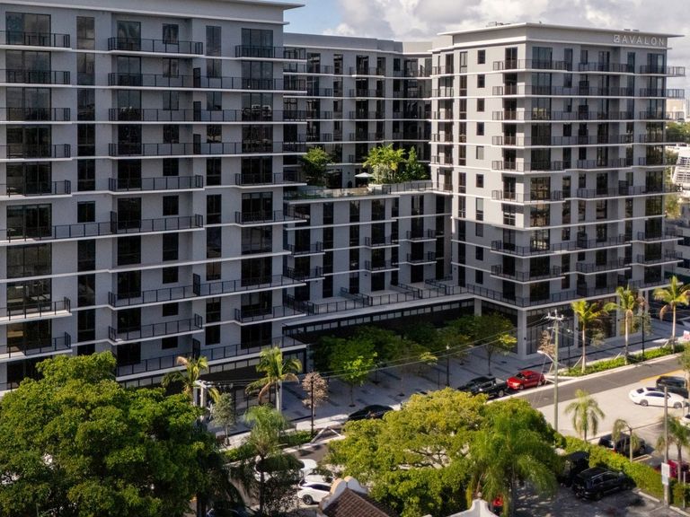 Avalon South Miami apartments in South Miami, FL – photo 64