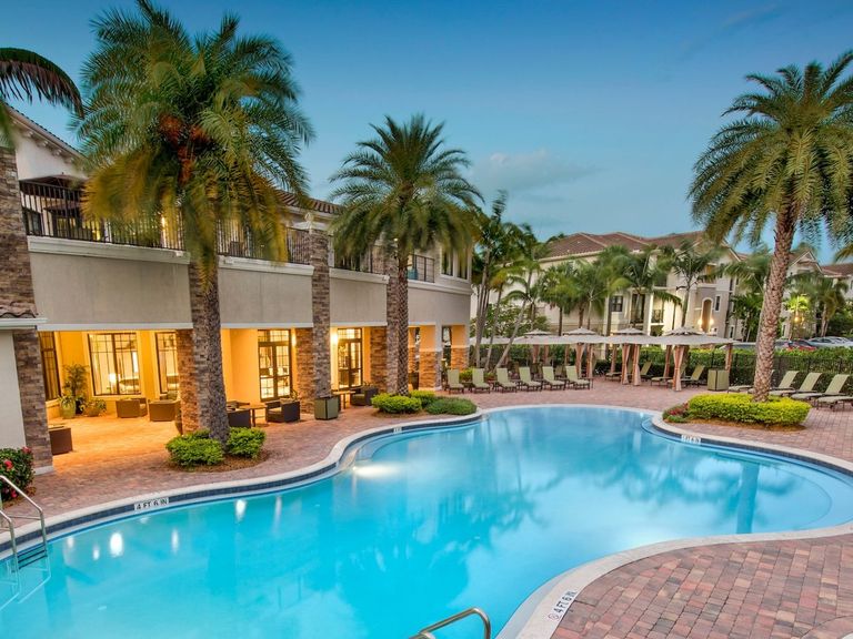 Avalon Toscana apartments in Margate, FL – photo 28