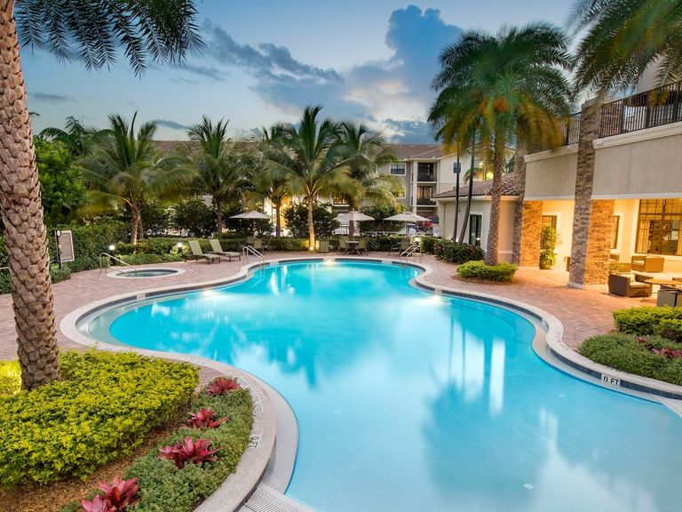 Avalon Toscana apartments in Margate, FL – photo 29