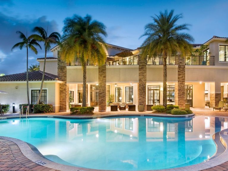Avalon Toscana apartments in Margate, FL – photo 30