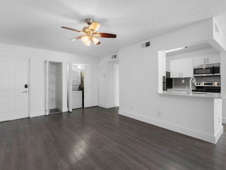Avana at the Moors apartments in Hialeah, FL – photo 38