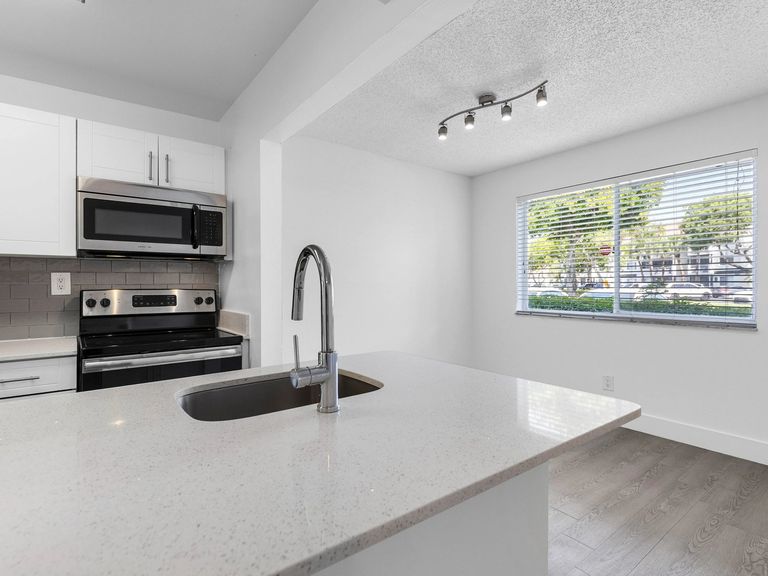 Avana at the Moors apartments in Hialeah, FL – photo 42