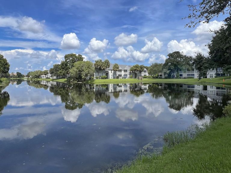 Avana Coral Springs apartments in Coral Springs, FL – photo 19